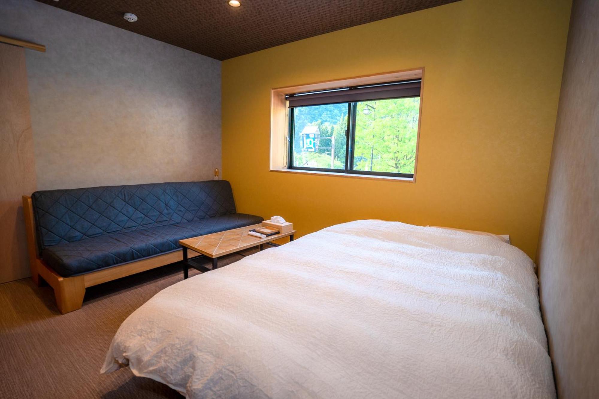 Locomotion Coffee And Bed Tateyama  Exterior photo