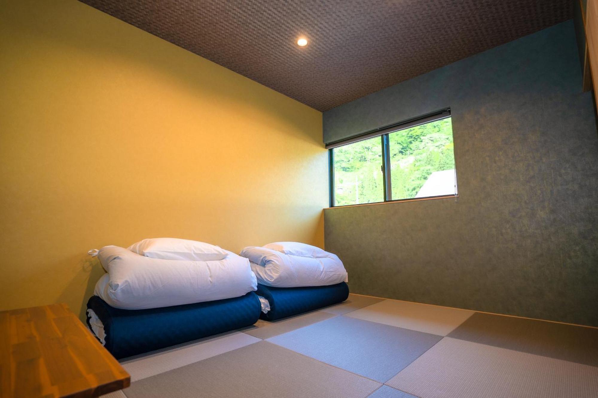Locomotion Coffee And Bed Tateyama  Exterior photo